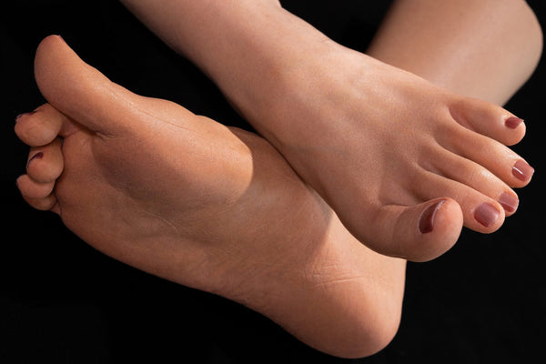 Wire toes voor sexpoppen