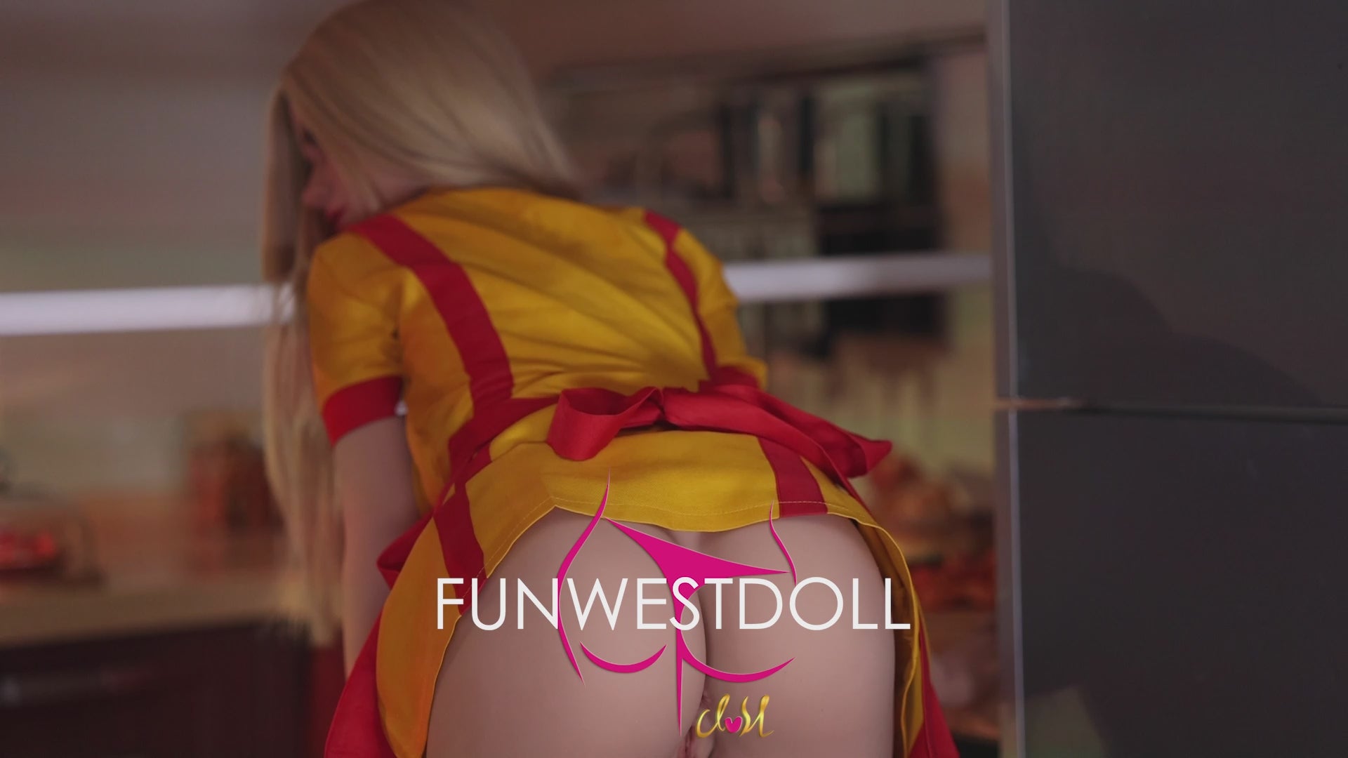 FunWestDoll Sofia doggy style vagina closeup video